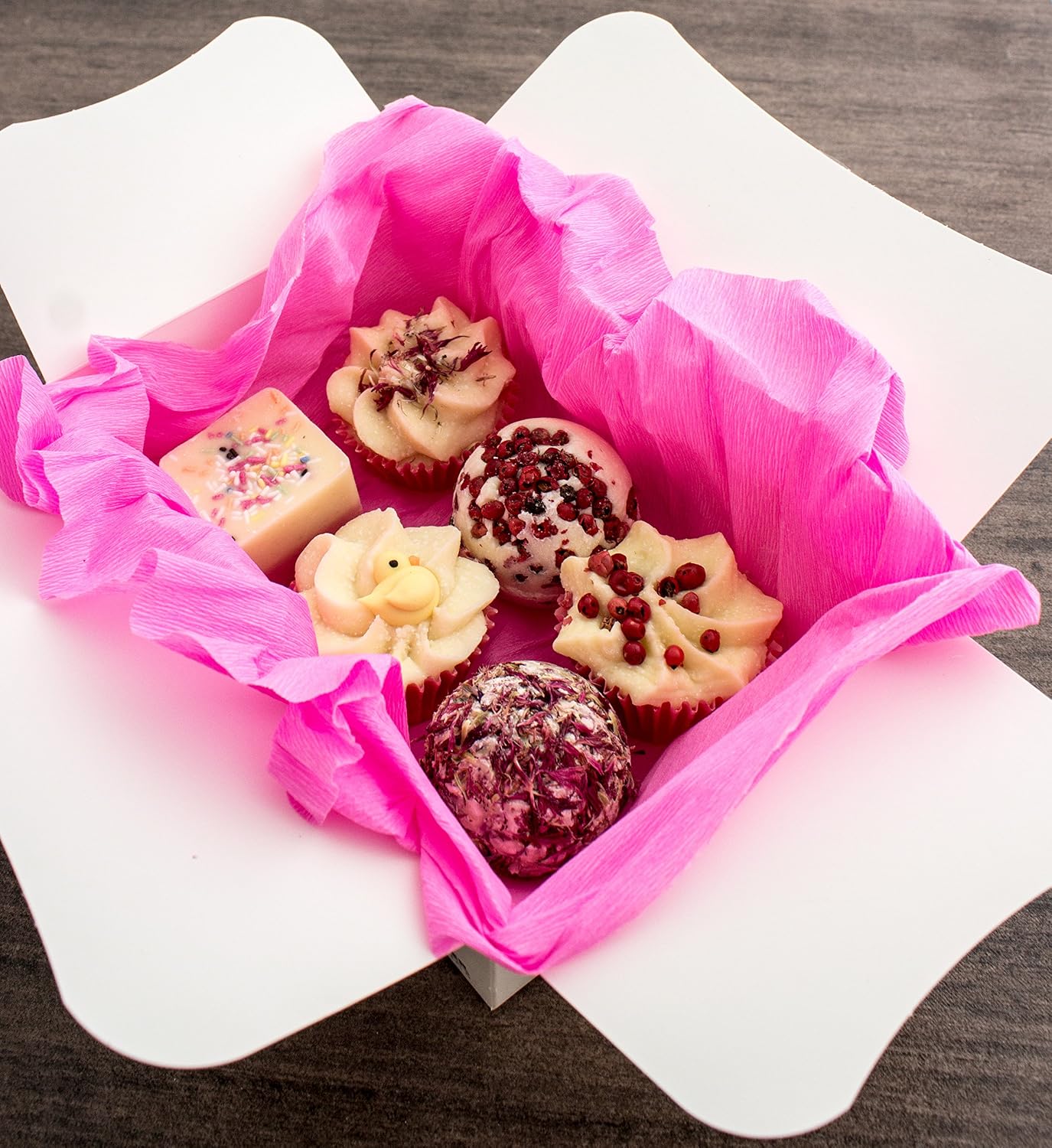 BRUBAKER Cosmetics 6 Handmade "Sweet Berries" Spa Bath Bombs Bath Melts Bath Truffles Gift Set - All Natural Vegan, Organic Shea Butter, Cocoa Butter and Olive Oil Moisturize Dry Skin.