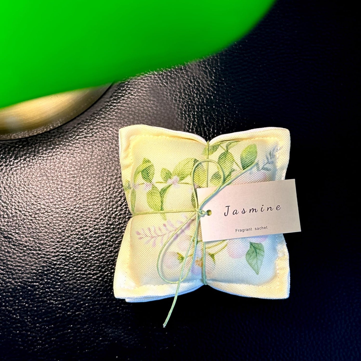 AUCUDA 4 Pack Jasmine Scented Sachet Bags Pillow for Drawers and Closets, Potpourri Packets for Women Clothes, Handcraft Wedding Fragrance Mesh Pillow Summer, Bedroom Indoor Organza Fresheners Dried.