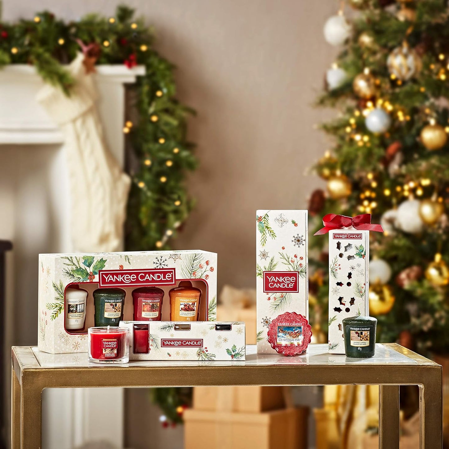 Yankee Candle Gift Set | Christmas Scented Candles | 3 Minis | Magical Christmas Morning Collection