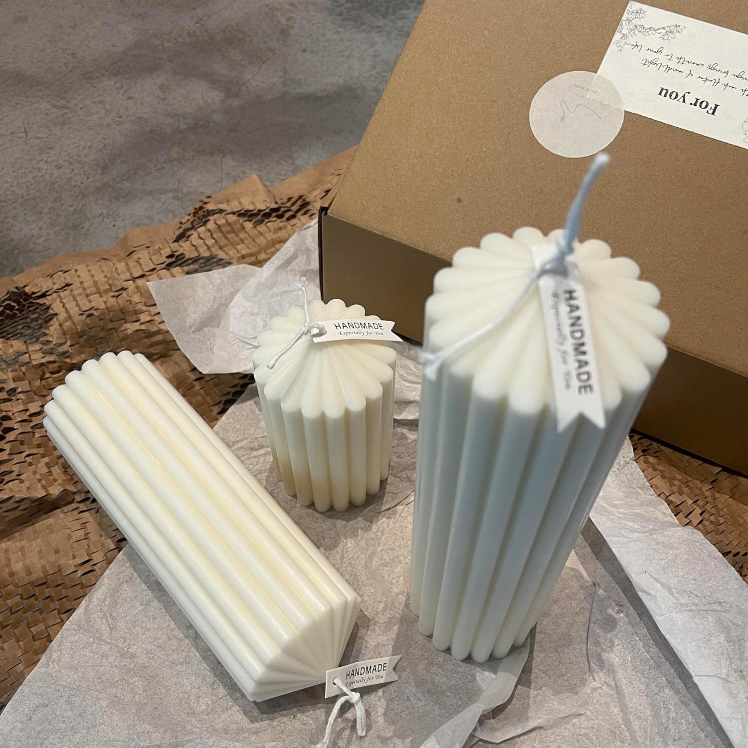 Ribbed Peak Pillar Candle- Large Handmade Scented Soy Wax Candle with Elegant Bubble Aesthetic， Housewarming Gift, Shelf & Coffee Table Centerpiece, White (Medium)